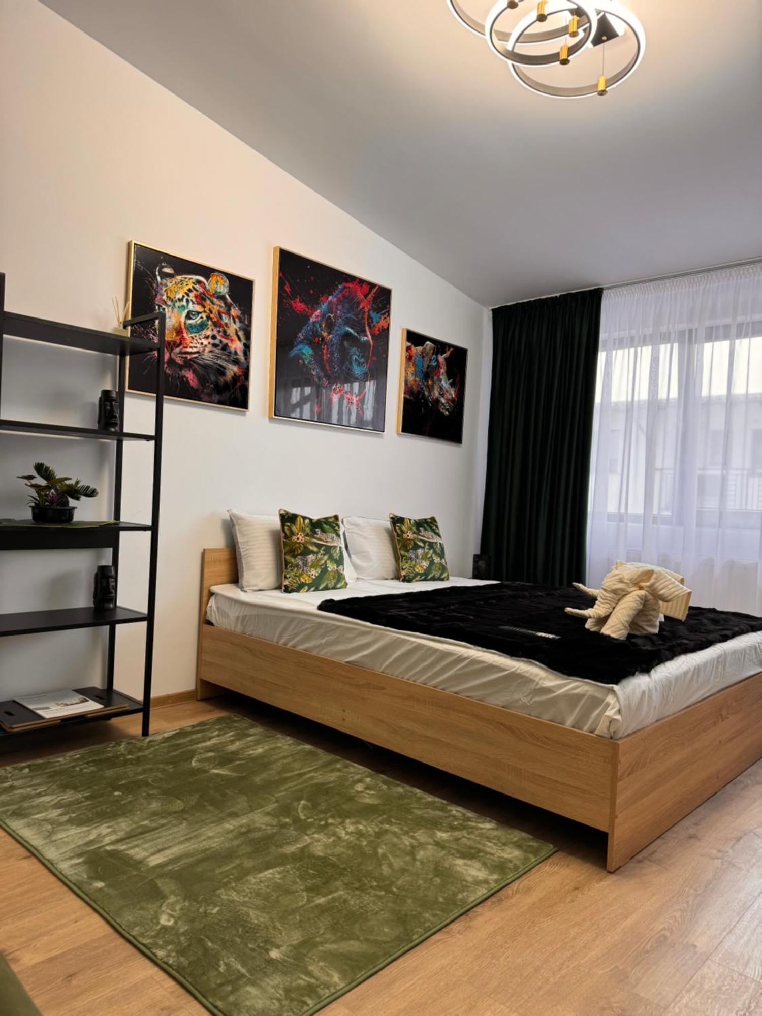 Апартаменти Jungle Loft Сучава Екстер'єр фото